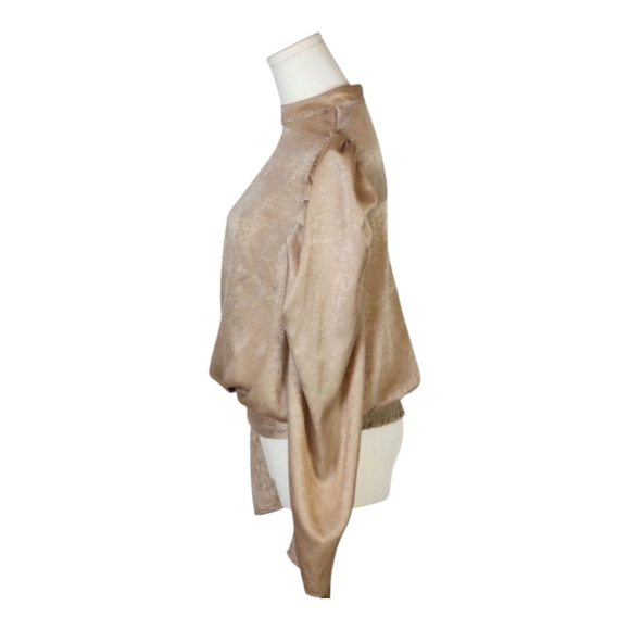 A. Calin by Flying Tomato Champagne Puff Sleeve Blouse Size Large - Picture 7 of 9